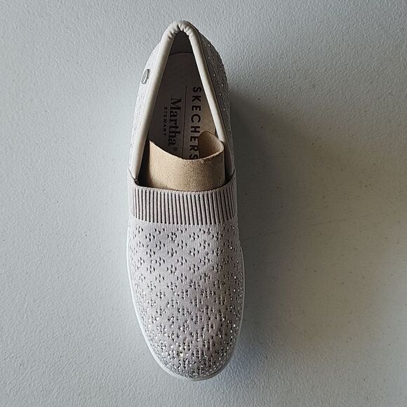 New Skechers Slip Ins Martha in Grey Silver Size 7.5 - Picture 3 of 5